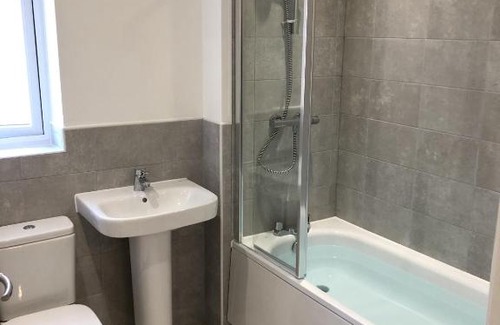 Barking Apartamento | Luxury 3 Bedroom Flat in Barking Town Centre