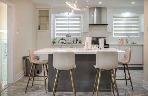 Old East York Casa | Luxury 3 Bedroom house in East York