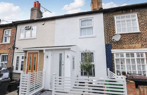 Plaistow and Sundridge Casa | Luxury 3 Bedroom House in Bromley, South East London