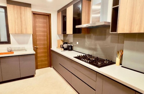 Ngor Apartamento | Luxury 3-bedroom seafront apartment, terrace, swimming pool, sports, 24/7 security