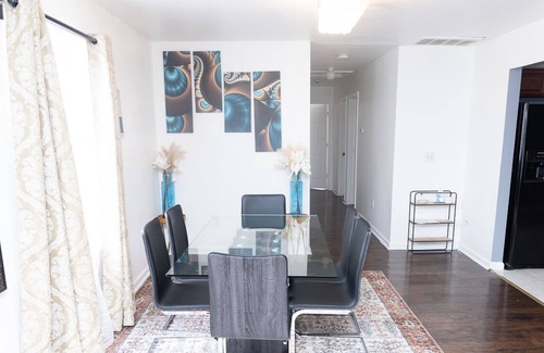 Weequahic Casa | Luxury 3 Bedrooms 2 Bath 10 mins from EWR, Easy Commute to NYC