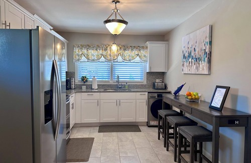 Murfreesboro Casa | Luxury 3 BR/1 BA Home 3 Minutes to Downtown Murfreesboro & 5 Minutes to MTSU