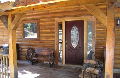 Branson Cedars Cabina | Lujo 3 BR / 2BA Real Log Cabin-W / Private Hot Tub!
