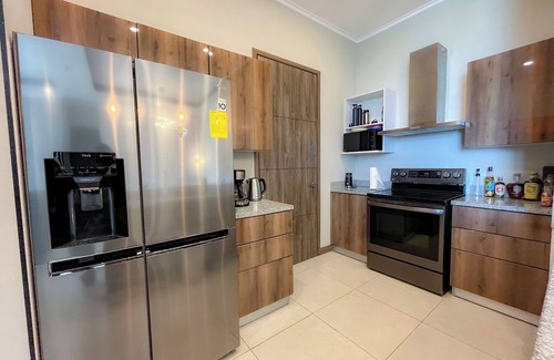 Antiguo Cuscatlan Apartamento | Luxury 3-br Penthouse Condo