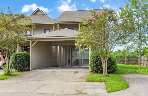 South Baton Rouge Casa | Luxury 3 Kings, Fully Equipped, near LSU