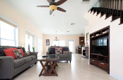 North Side Casa | Luxury 3bd Beach View 3 Blue Stunning Views