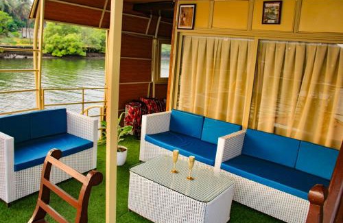 Chopdem Alquiler De Eote | Luxury 3BHK Floating Villa in North Goa