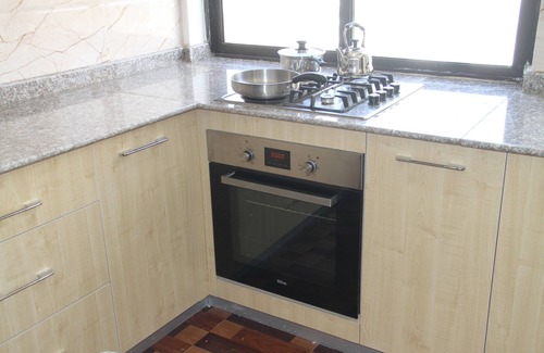 Yeka Condominio | Luxury 3BR/ 3BA Apt. in upper class gated community