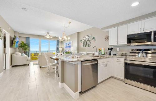 Brush - Stewarts Casa | Luxury 3BR Beach Villa Ocean Walk Resort Daytona