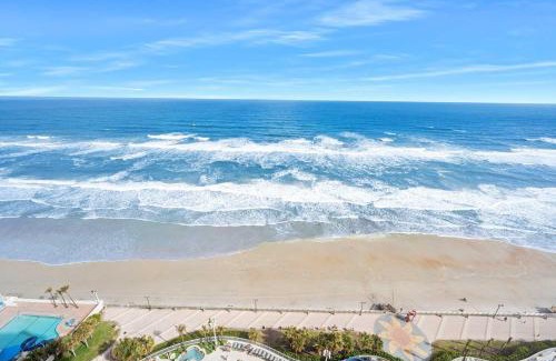 Brush - Stewarts Casa | Luxury 3BR Beach Villa Ocean Walk Resort Daytona