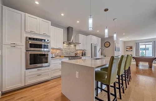 Cole Casa | Luxury 3BR Home in RiNo w/ Office & Rooftop Terrace – 30+ Day Stays