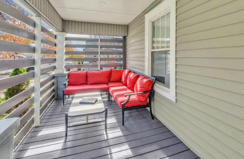 Villa Heights Casa | Luxury 3BR House in Charlotte