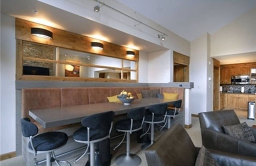 Crested Butte Cabina | Luxury 3BR Penthouse in Prime Location