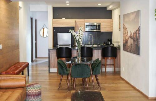 Colonia Roma Apartamento | Luxury 3BR Pool and Gym in Roma
