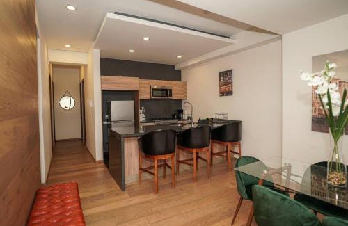 Colonia Roma Apartamento | Luxury 3BR Pool and Gym in Roma