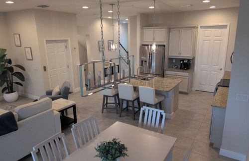 Cape Haze Casa | Luxury 3BR Townhome - 10 min from Beach - 2 Master Suites - Private Elevator