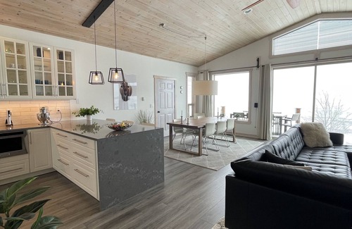 Emigrant Villa | Luxury 4 bed/ 3 bath villa, 30 min to Yellowstone Park