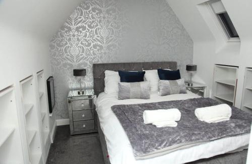 Swindon Casa | Luxury 4 bed house in Swindon