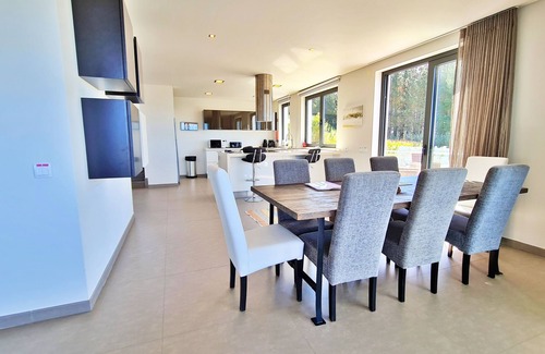 Casal do Pardo Villa | Luxury 4 Bed Villa con piscina, capacidad para 8, bien equipada.
