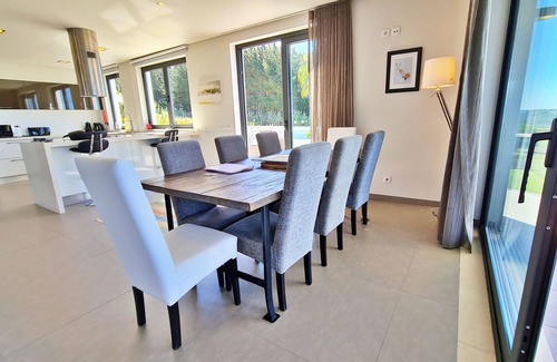 Casal do Pardo Villa | Luxury 4 Bed Villa con piscina, capacidad para 8, bien equipada.