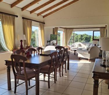 San Lameer Villa | Luxury 4 bed villa in San Lameer golf beach estate