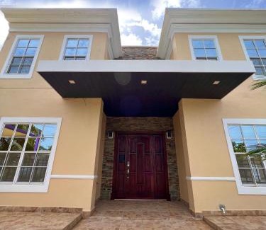 San Miguel Casa | Luxury 4 Bedroom And 3 Bath Riverside Area Home Private Spacious