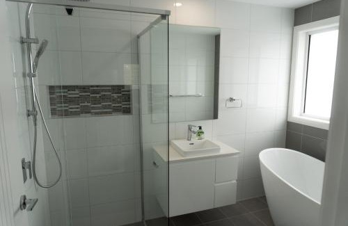 Gledswood Hills Casa | Luxury 4 Bedroom Home - Sleeps 10 Guests