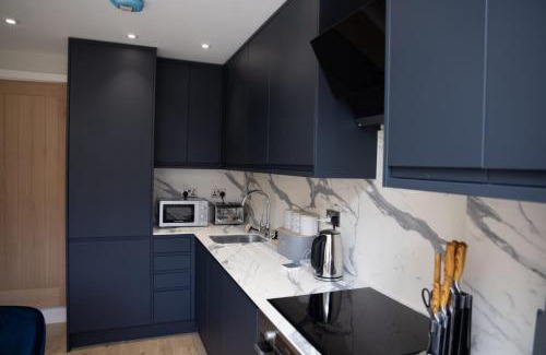 Selhurst Casa | Luxury 4-Bedroom Haven Garden Parking