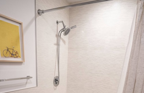 Porter Square Casa | Luxury 4 Bedroom Modern Townhouse Close to Harvard w/ Parking