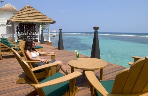 Port Antonio Villa | Villa de lujo de 4 dormitorios frente al mar con todo el personal y equipada para la relajación