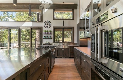 Ponderosa Palisades Casa | Luxury 4-Bedroom with ensuite bathrooms Mountain Retreat in Schaffer’s Mill