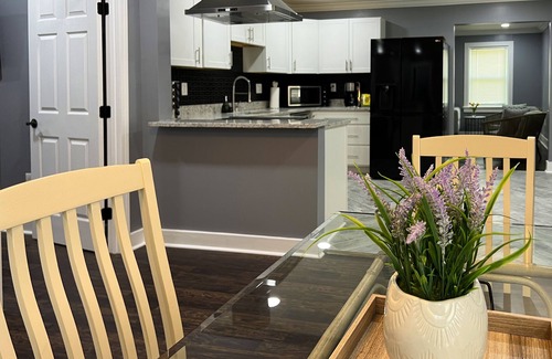 Hattiesburg Casa | Luxury 4 Br House near USM