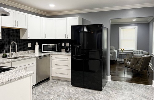 Hattiesburg Casa | Luxury 4 Br House near USM
