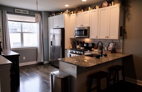 West Conshohocken Casa | Luxury 4 BR Townhouse w/ Parking