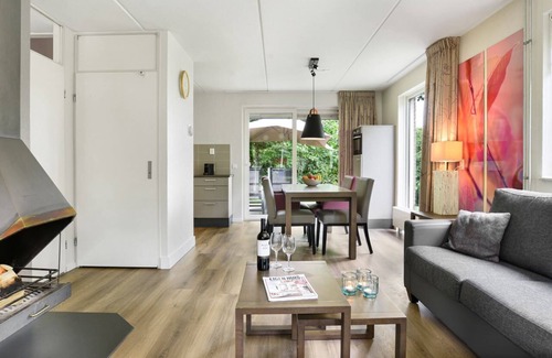 't Loo Casa | Luxury 4-person bungalow in the holiday park Landal Landgoed 't Loo