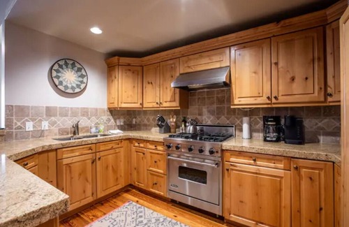 Deer Valley Condominio | Luxury 4bd/5 bath - Deer Valley -Mnt Bikers Dream!