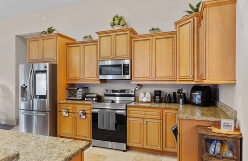 East County Civic Group Casa | Luxury 4BR/3BA Home with Pool – Ideal for Executives & Travelers
