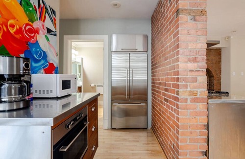 Shaughnessy Village Casa | Luxury 4BR/3BA Villa | Perfect for Groups