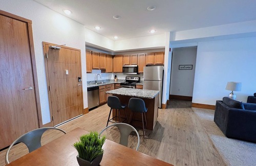 Grandville Apartamento | Luxury 4BR/4BA Condos at The Grand Castle
