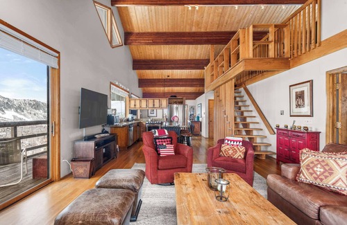 Mountain Valley Casa | Luxury 4BR Mountain Retreat in Aspen