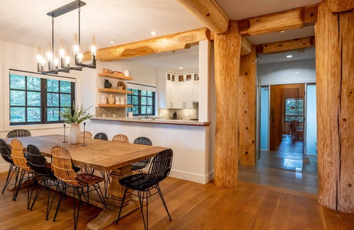 Nordic Estates Casa | Luxury 4BR | Ski In/Out Access | Pool | Hot Tub | Managed By Aloha Whistler