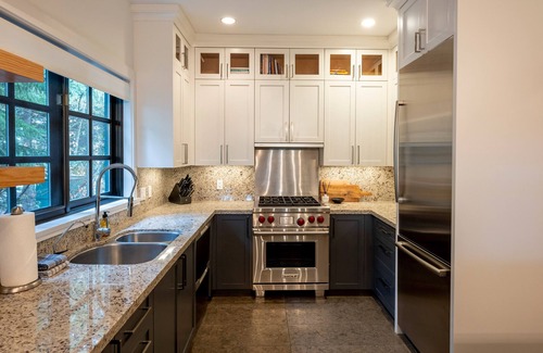 Nordic Estates Casa | Luxury 4BR | Ski In/Out Access | Pool | Hot Tub | Managed By Aloha Whistler