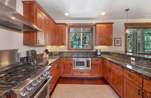 Truckee Casa | Chalet de lujo de 5 hab Tahoe Donner con cargador Tesla