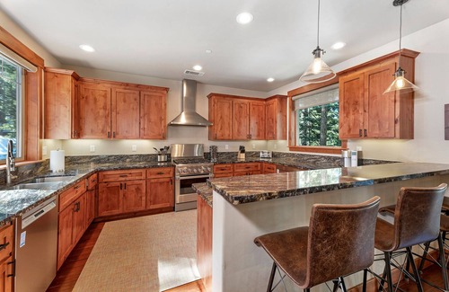 Truckee Casa | Chalet de lujo de 5 hab Tahoe Donner con cargador Tesla
