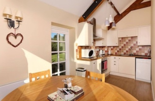 Crediton Casa | Luxury 5* Devon Cottage surrounded by beautiful views