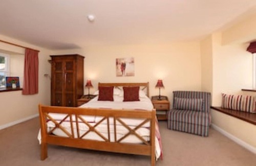 Crediton Casa | Luxury 5* Devon Cottage surrounded by beautiful views