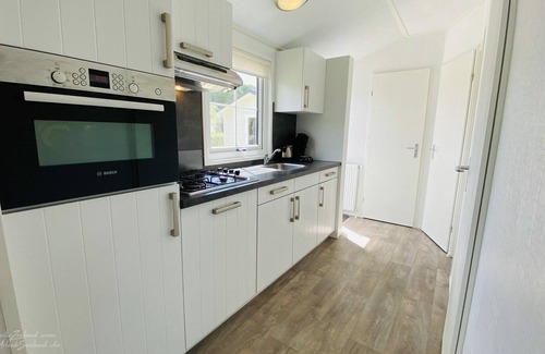 Groot Valkenisse Casa | Luxurious 5-person holiday chalet in Valkenisse, 100 m from the beach