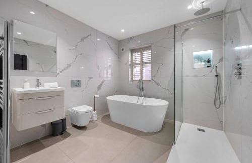 Didsbury Casa | Luxury 5 Star Didsbury Home by City SuperHost