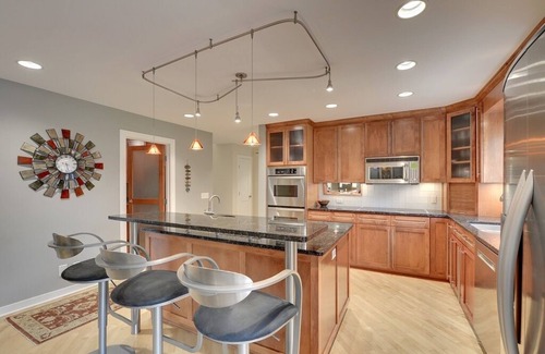 Golden Valley Casa | Luxury 5500 Sq ft Executive Home