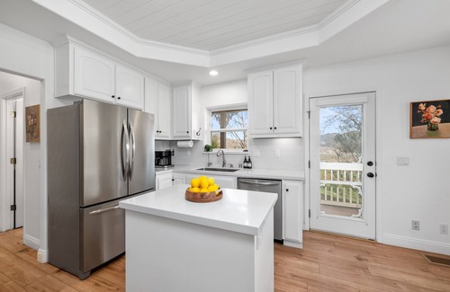 Atascadero Casa | Luxury 5BR*Great Location*Sleeps 15
